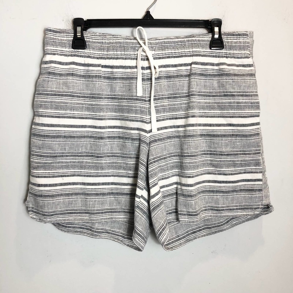 J Jill White Striped Shorts